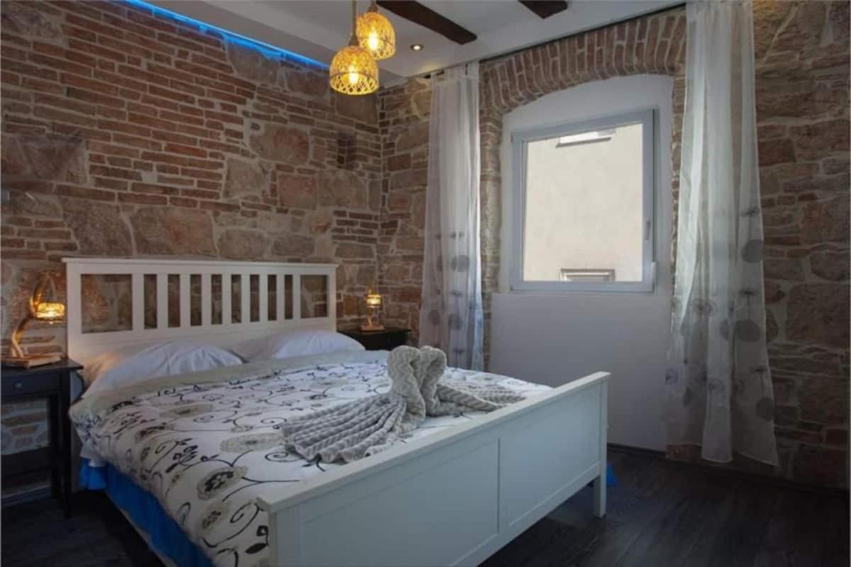 Historic Luxury Old Town Apartment Zadar Bagian luar foto
